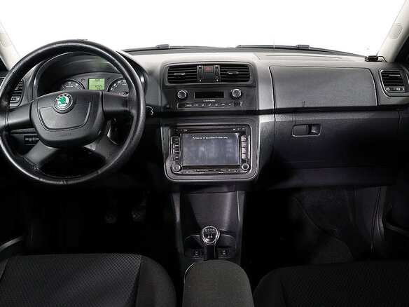 2012 Skoda Fabia II Рестайлинг, белый - вид 12