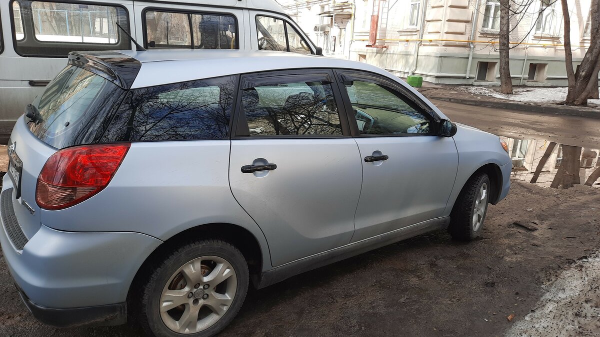 Toyota matrix e130