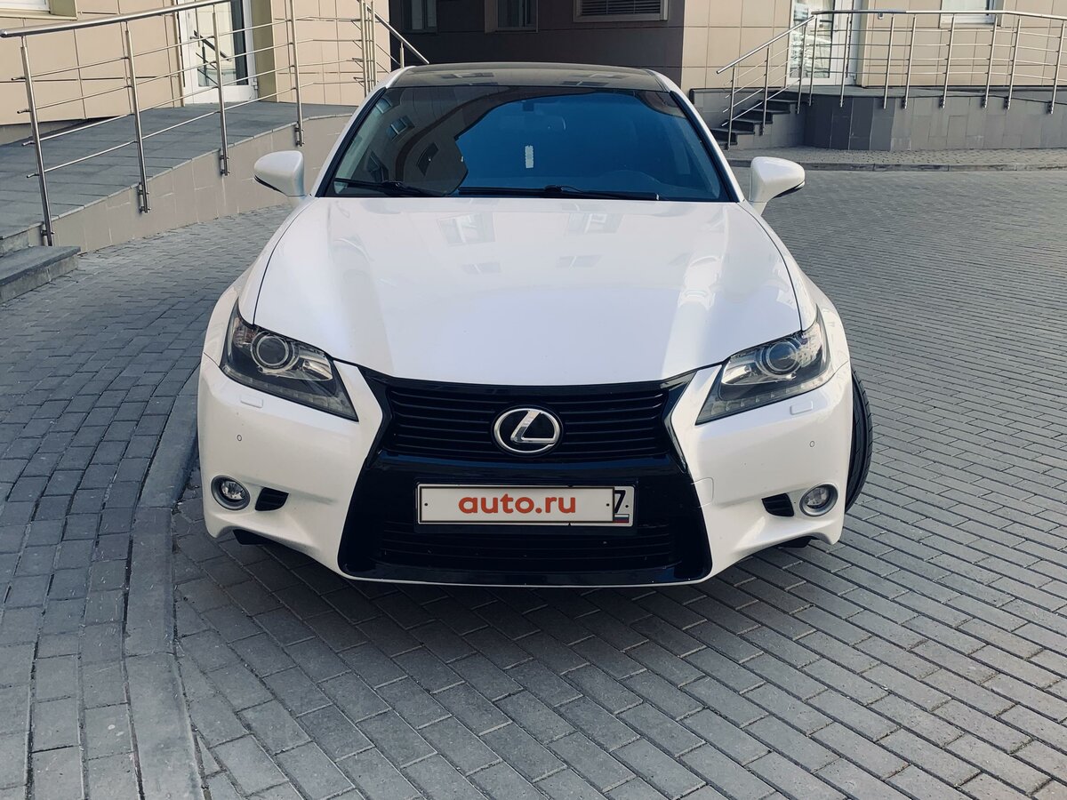 Купить б/у Lexus GS IV 250 2.5 AT (208 л.с.) бензин