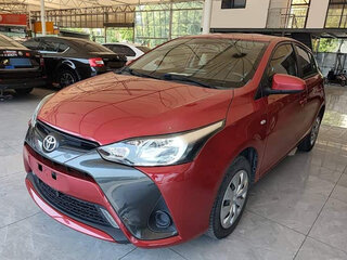2022 Toyota Yaris L XP150 Рестайлинг, красный, 988431 рублей, вид 1