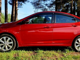 2012 Hyundai Solaris I, красный, 990000 рублей, вид 1