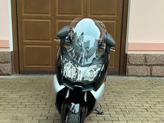 Скутер bmw с крышей