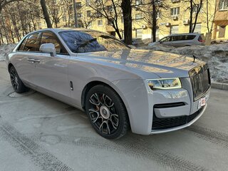 2023 Rolls-Royce Ghost Black Badge II, серый, 45800000 рублей, вид 1