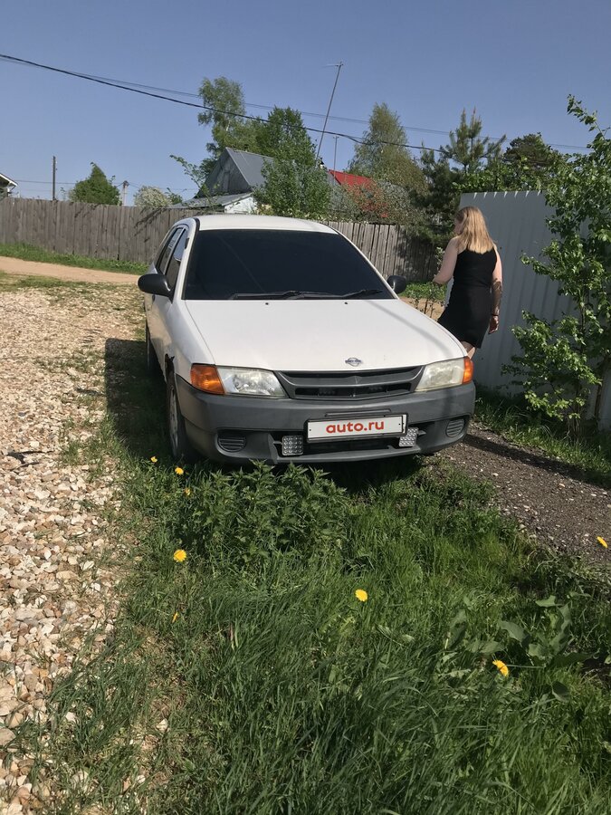 Ниссан ад 1999