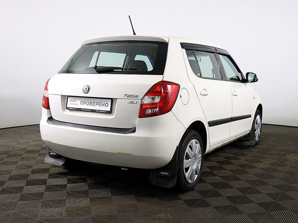 2012 Skoda Fabia II Рестайлинг, белый - вид 4