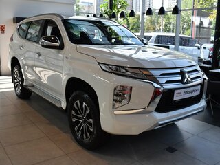 2023 Mitsubishi Montero Sport III Рестайлинг, белый, 6150000 рублей, вид 1
