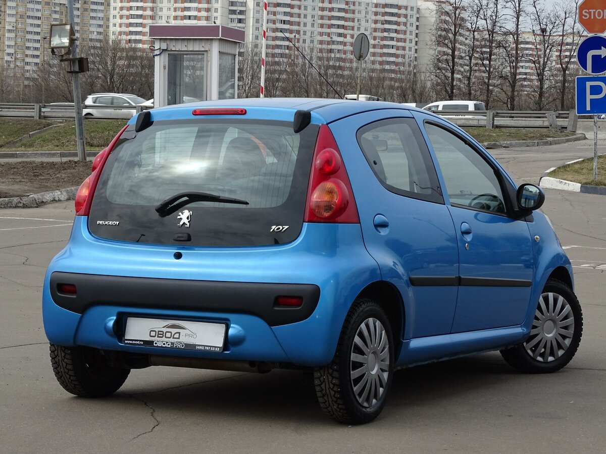 Пежо малолитражка 107