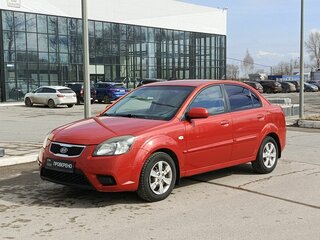 2009 Kia Rio II Рестайлинг, красный, 420000 рублей, вид 1