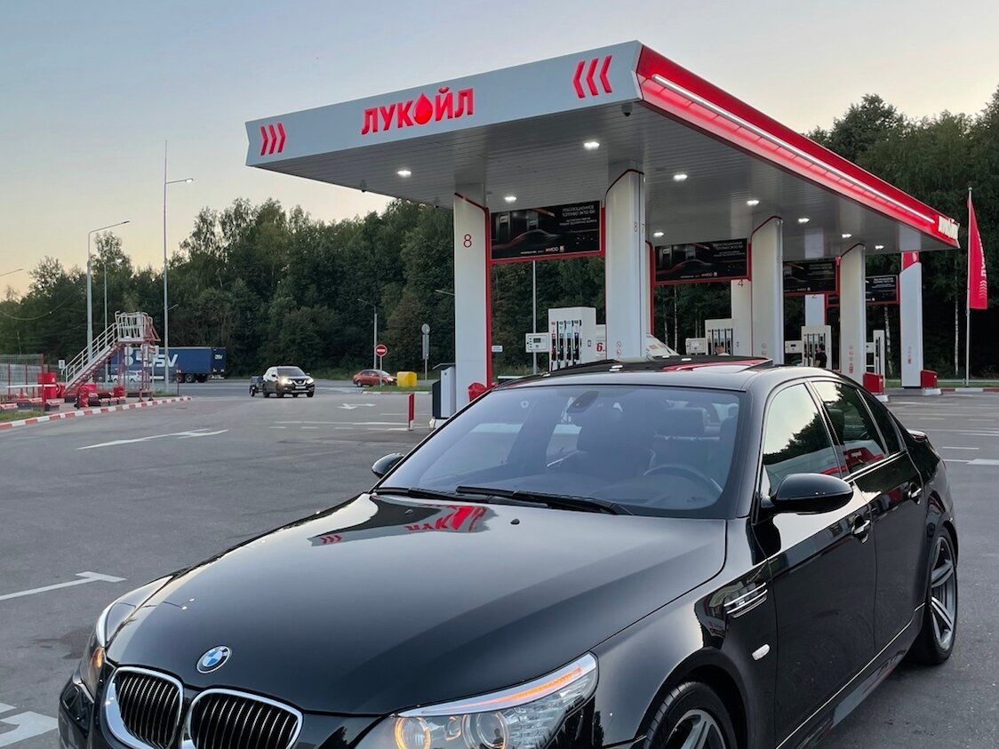 Купить б/у BMW M5 IV (E60/E61) 5.0 AMT (507 л.с.) бензин робот в ...