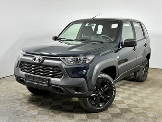 2025 Lada (ВАЗ) Niva I Рестайлинг (Travel), зелёный, 1565500 рублей, вид 1