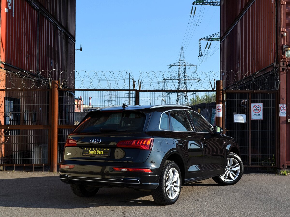 AUDI Q5 - фото 3