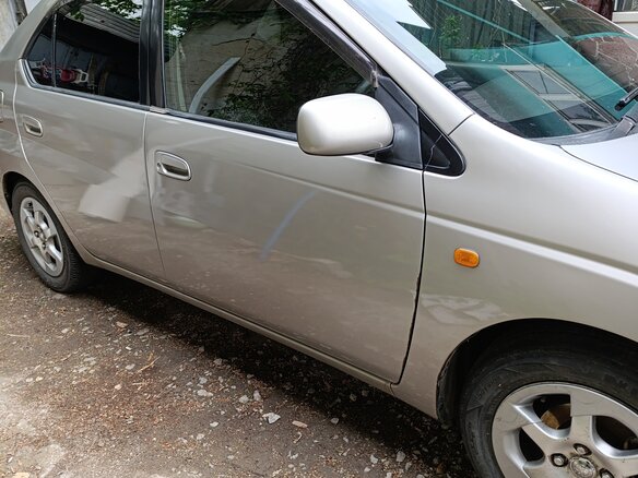 2002 Toyota Prius I Рестайлинг (XW10), серебристый, 360000 рублей - вид 3