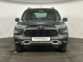 2023 Lada (ВАЗ) Niva I Рестайлинг (Travel), зелёный, 1065900 рублей, вид 1