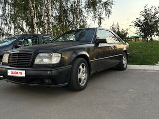 1992 Mercedes-Benz W124 200, чёрный, 260000 рублей, вид 1