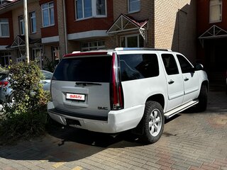 2008 GMC Yukon XL III (GMT900), белый, 2100000 рублей, вид 5