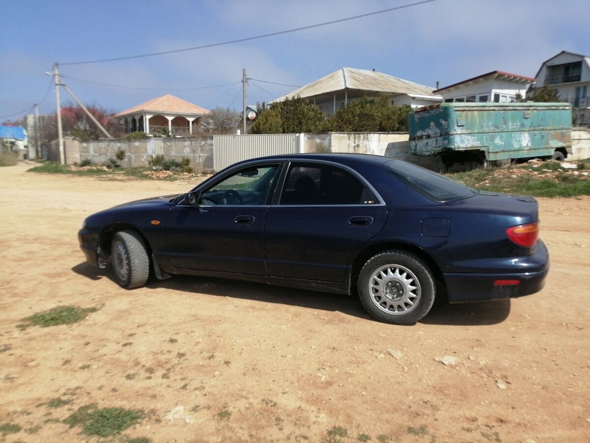 Мазда кседокс 9