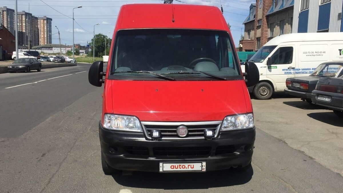 Fiat ducato красный