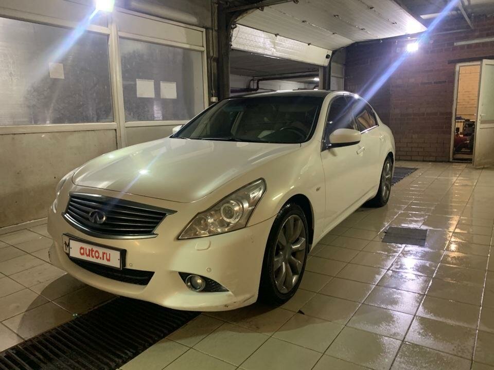 Инфинити g25 белый