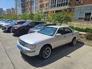 1994 Toyota Crown IX (S140), белый, 550000 рублей, вид 1