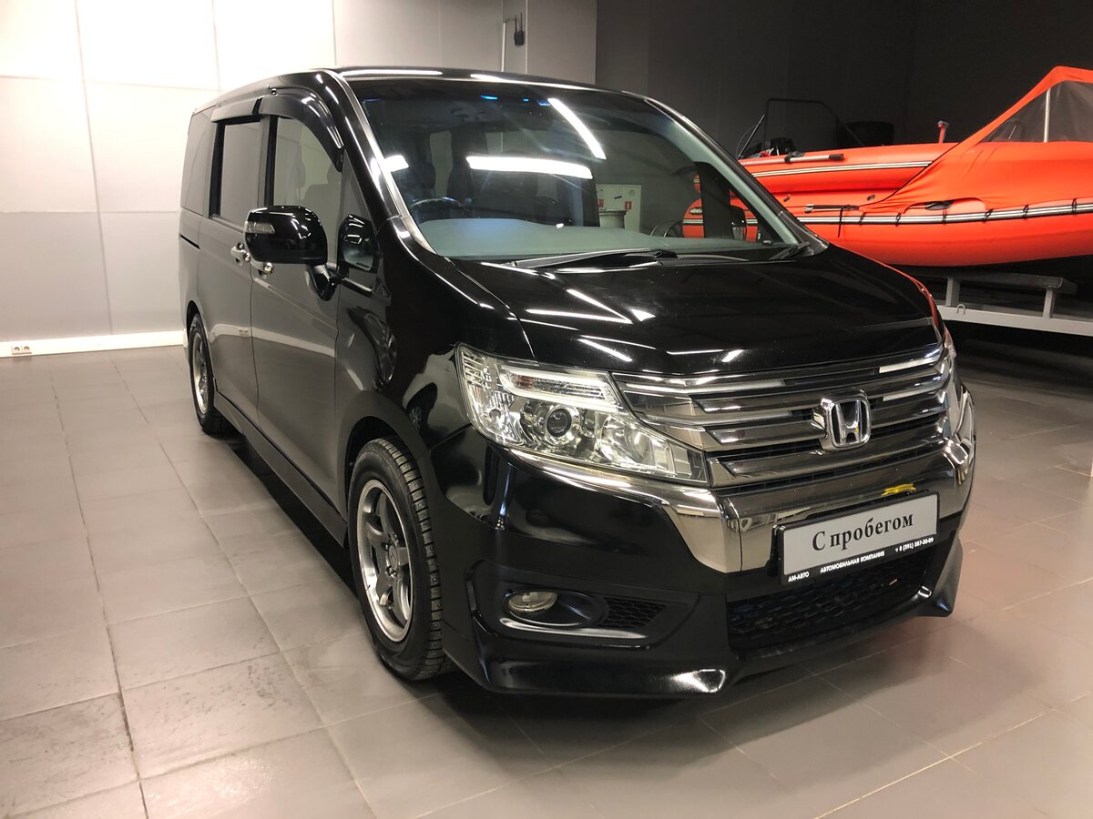 Что лучше тойота эсквайр или хонда степвагон - 87 фото