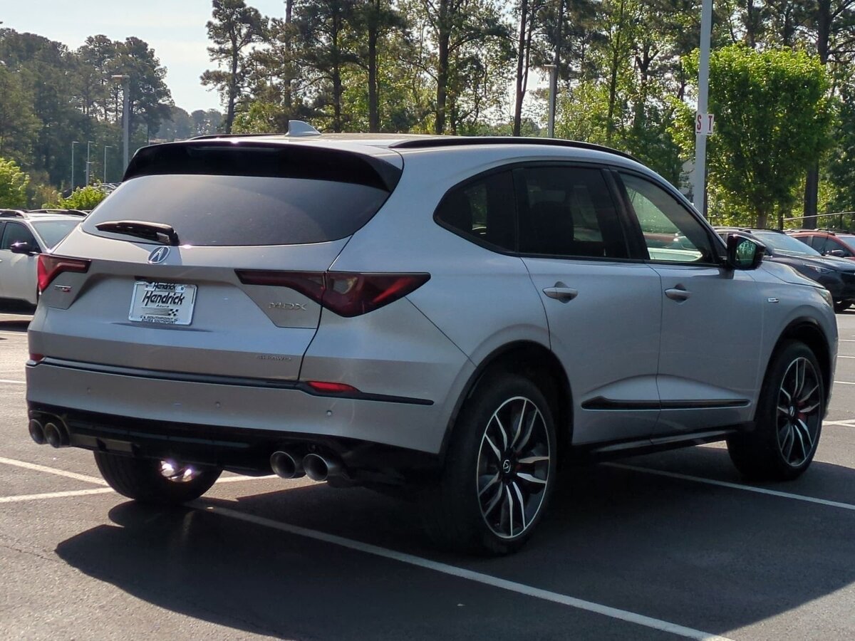 Acura MDX 2022: четвертое поколение флагманского внедорожника