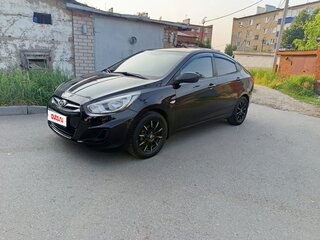 2014 Hyundai Solaris I Рестайлинг, чёрный, 642000 рублей, вид 1