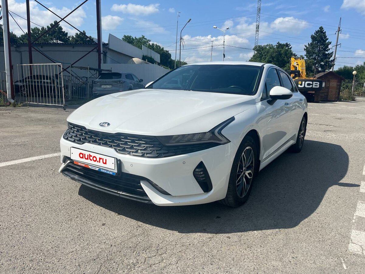 Kia K5 III