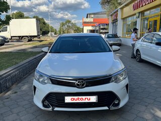 2015 Toyota Camry VII (XV50) Рестайлинг, белый, 1450000 рублей, вид 1