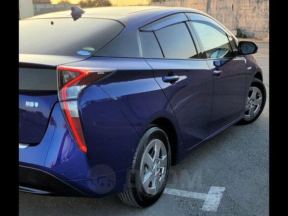2016 Toyota Prius IV (XW50), синий, 1680000 рублей - вид 21