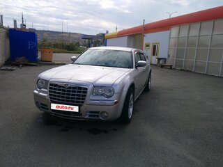 2006 Chrysler 300C I, серебристый, 1870000 рублей, вид 1