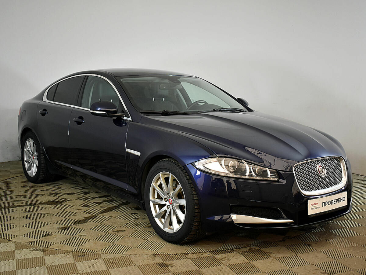 Jaguar xf голубой