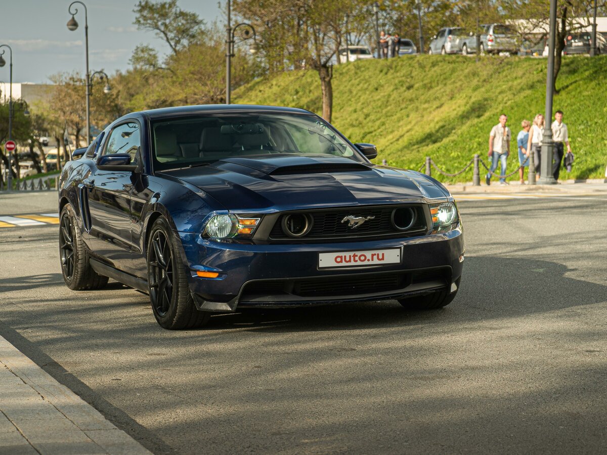 Купить б/у Ford Mustang V Рестайлинг 5.0 AT (412 л.с.) бензин автомат ...