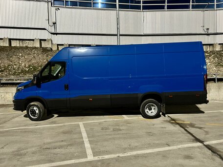2025 Iveco Daily, синий, 11845000 рублей, вид 4