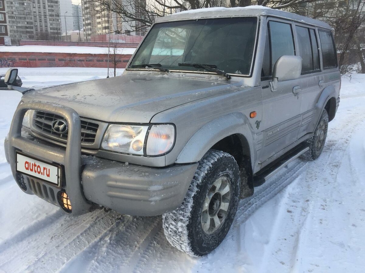 Купить б/у Hyundai Galloper II 2.5d MT (85 л.с.) 4WD