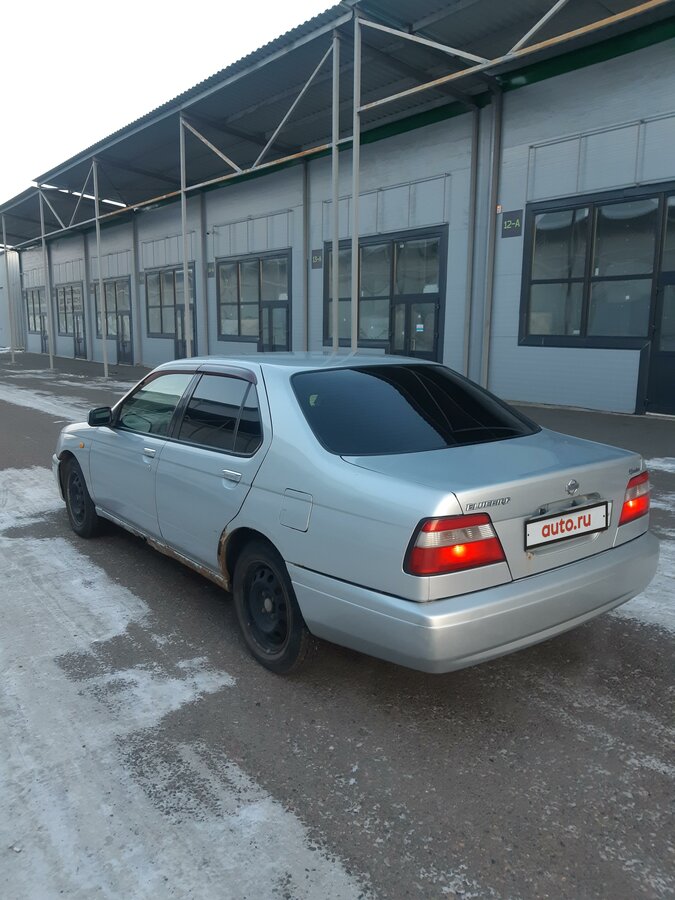 Крыло nissan bluebird u14