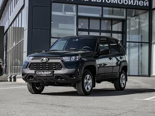 2025 Lada (ВАЗ) Niva I Рестайлинг (Travel), зелёный, 1527000 рублей, вид 1