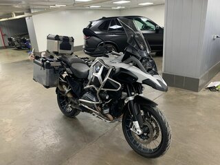 Мотоцикл бмв гс 1200