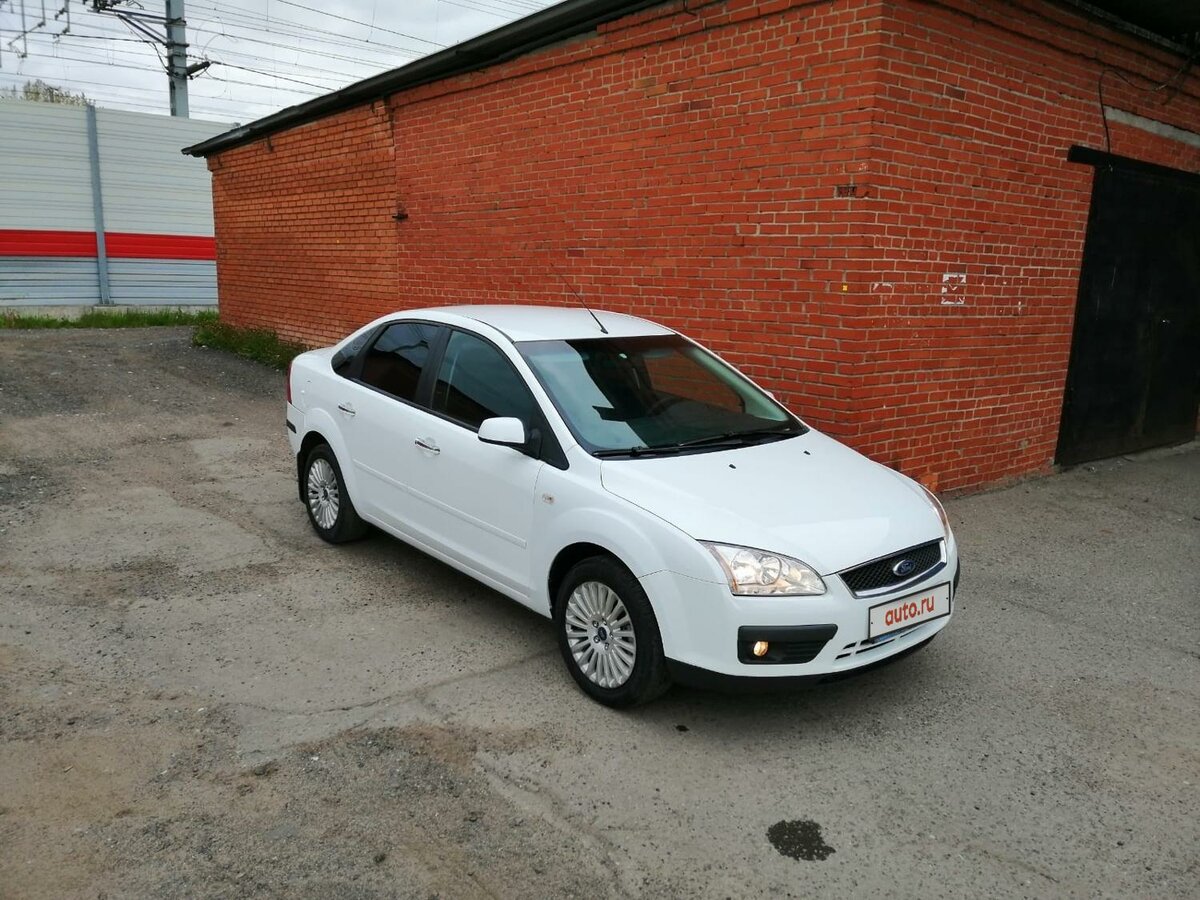 Купить б/у Ford Focus II Рестайлинг 1.8 MT (125 л.с.) бензин механика в ...