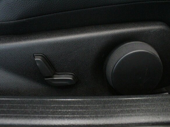 2013 Mercedes-Benz E-Класс 200 IV (W212, S212, C207) Рестайлинг, белый - вид 11