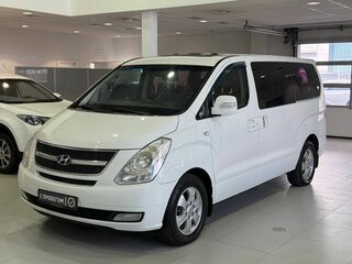 2015 Hyundai Grand Starex I Рестайлинг, белый, 1889900 рублей, вид 1