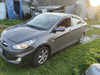2011 Hyundai Solaris I, серый, 600000 рублей, вид 1
