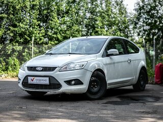 2010 Ford Focus II Рестайлинг, белый, 370000 рублей, вид 1