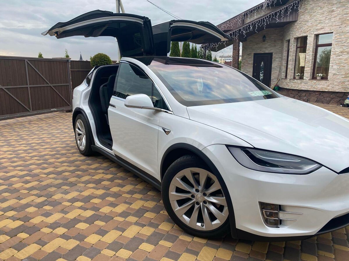 Купить б/у Tesla Model X I 75D Electro AT (245.0 кВт) 4WD электро ...