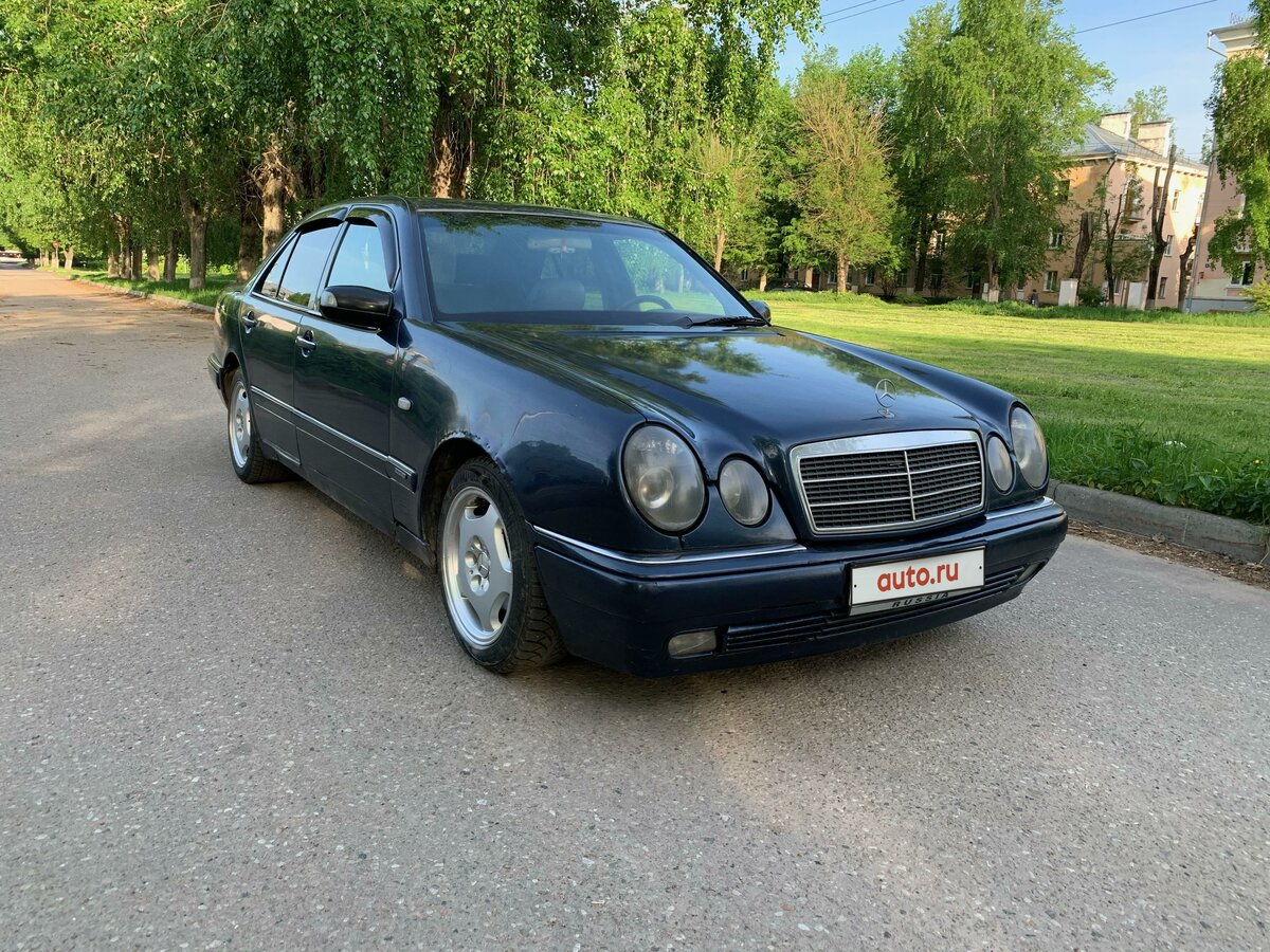 Купить б/у MercedesBenz EКласс II (W210, S210) 230 2.3