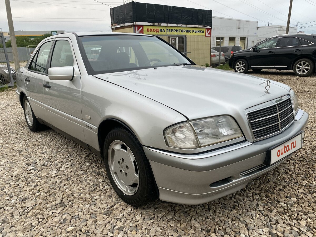 Мерседес бенц v220