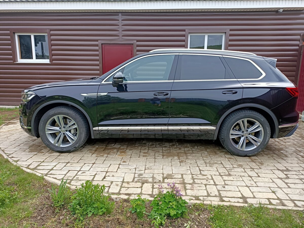 Volkswagen туарег 2020