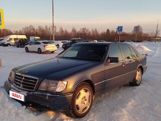 1992 Mercedes-Benz S-Класс 500 III (W140), синий, 640000 рублей, вид 1