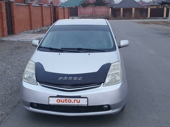 2005 Toyota Prius II Рестайлинг (XW20), серый, 740000 рублей