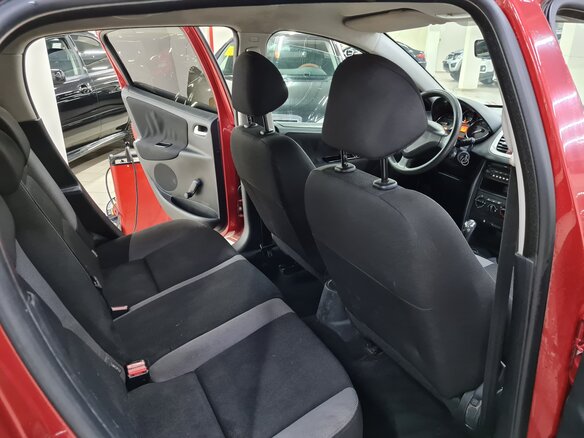 2008 Peugeot 207 I, красный - вид 12