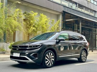 2022 Volkswagen Talagon, серый, 2650000 рублей, вид 1